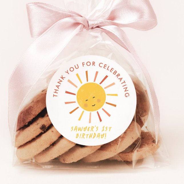 Pegatina Redonda Fiesta de cumpleaños de niños solares modernos gra (Modern Sun Kids Thank You Favor or Envelope Sticker Tag.)