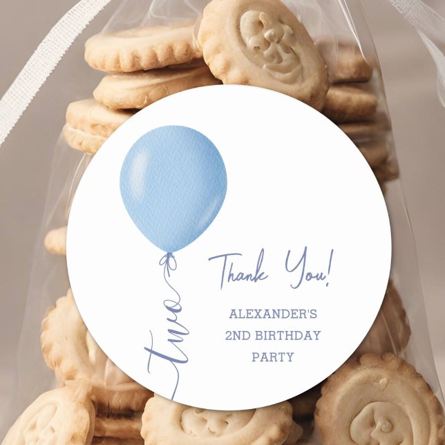 Pegatina Redonda Fiesta de segundo cumpleaños de un niño con globo  (Subido por el creador)