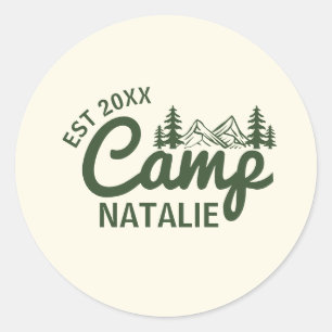 Pegatina Redonda Fiesta de Soltera Personalizada de Campamento Dama