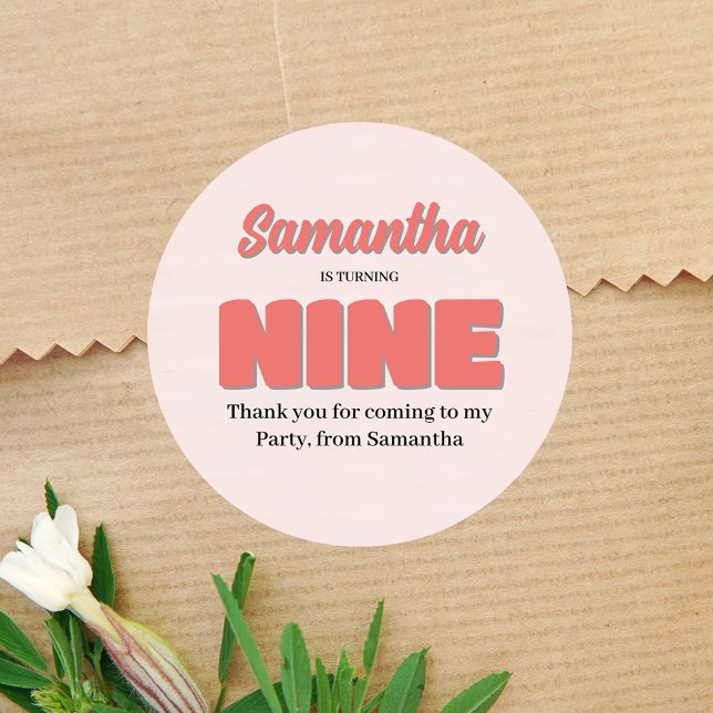 Pegatina Redonda Fiesta  Floral Chica Rosada Novena (Pink ninth birthday party favor sticker. )
