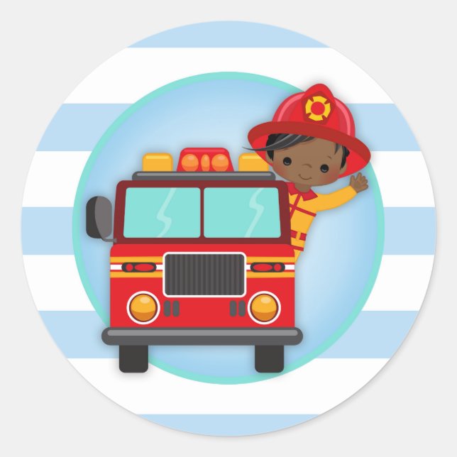 Pegatina Redonda Firefighter Fire Truck African American Boy (Anverso)