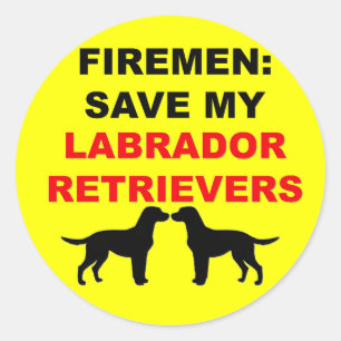Pegatina Redonda Fireman salva a mis recuperadores de Labrador