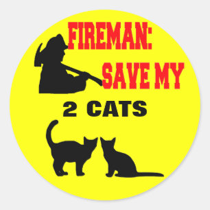 Pegatina Redonda Fireman salva mis dos gatos