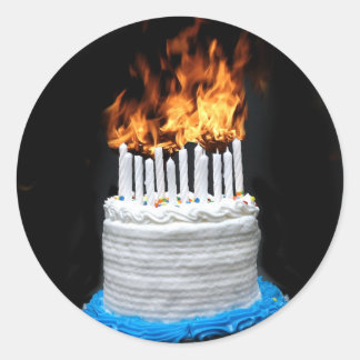 Pegatina Redonda Flamante pastel de cumpleaños