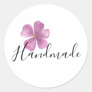 Pegatina Redonda Flor de Acuarela Morada Delicada Hecha a Mano