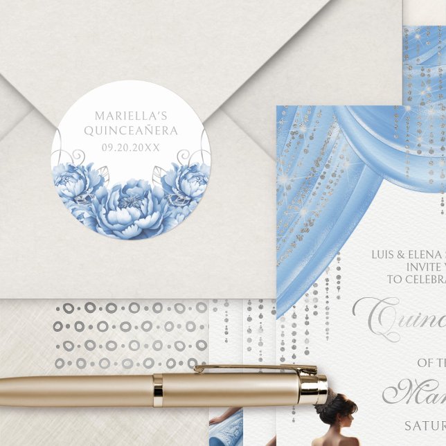 Pegatina Redonda Floral azul claro elegante Quinceanera (Subido por el creador)