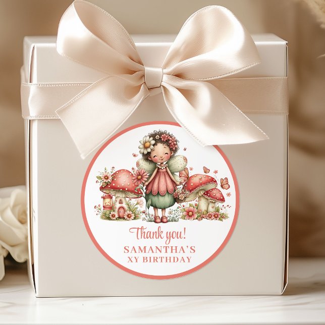 Pegatina Redonda Flores de Hada Adorables de Cumpleaños Gracias Ros (Adorable Fairy Pink Flowers Birthday Thank You Stickers)