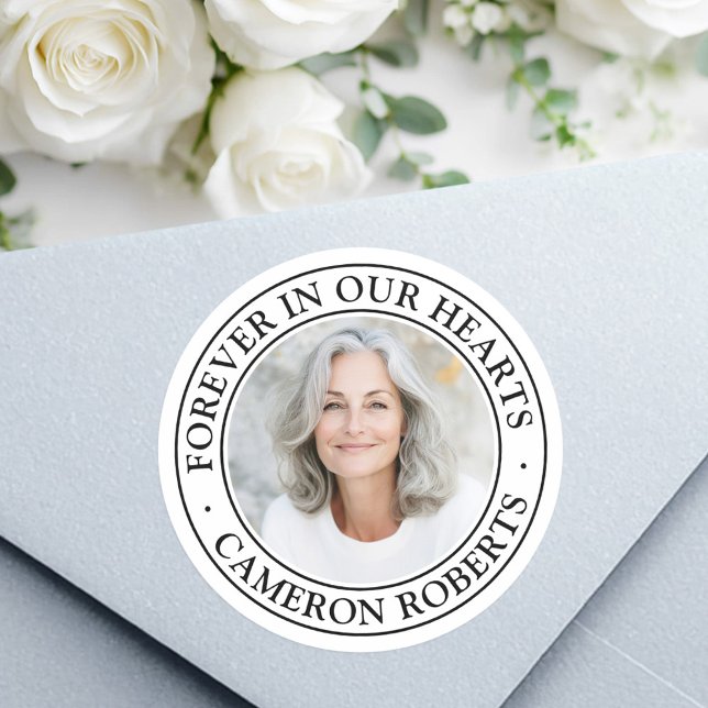 Pegatina Redonda Forever in our hearts white border photo memorial (Forever in our hearts white border photo memorial classic round sticker)