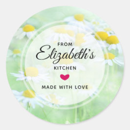 Pegatina Redonda Foto de Bonitos en una cocina de campo