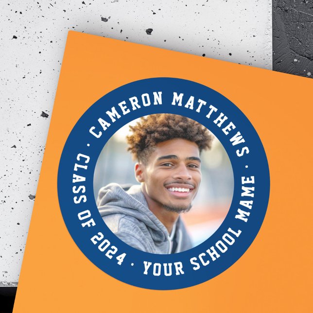 Pegatina Redonda Foto de graduación de estudiante moderna azul oscu (Student graduation photo modern dark blue classic round sticker)