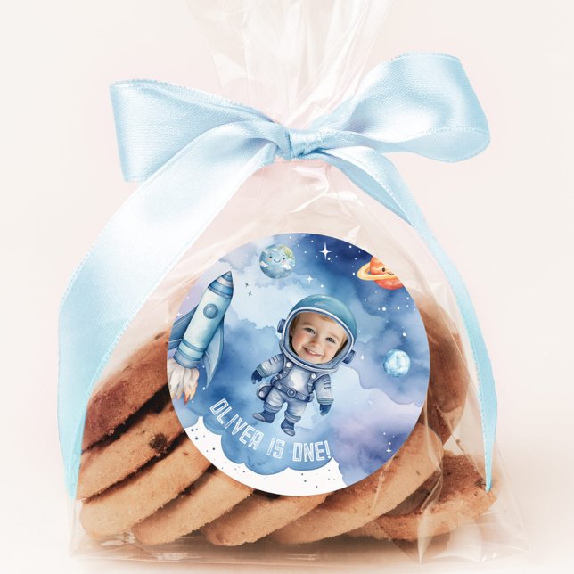 Pegatina Redonda Foto de la fiesta de cumpleaños del astronauta en  (Subido por el creador)