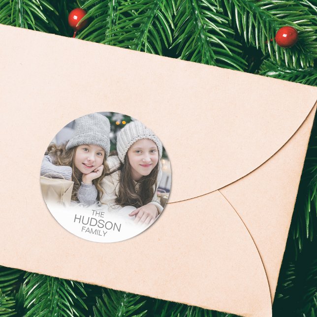 Pegatina Redonda Foto de vacaciones (Personalized your Holiday cards with Photo Classic Round Stickers)