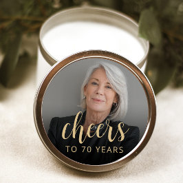 Pegatina Redonda Fotomontaje de la fiesta de cumpleaños número 70