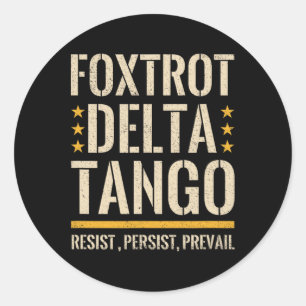 Pegatina Redonda Foxtrots Deltas Tangos resisten el parque Camoufla