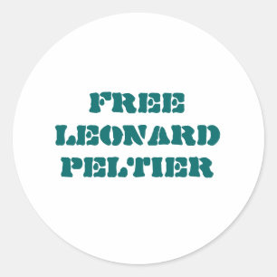 Pegatina Redonda Free Leonard Peltier sticker