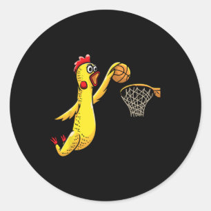 Pegatina Redonda Fun Rubber Chicken jugando al baloncesto deportivo