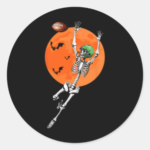 Pegatina Redonda Futbolista del Skeleton Halloween