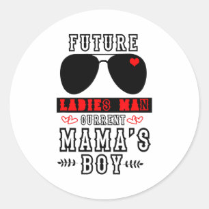 Pegatina Redonda Futuro hombre de damas, actual niño de mamá - Vale