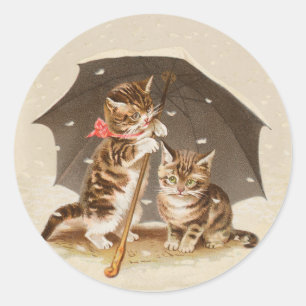 Pegatina Redonda Gatitos antiguos bajo paraguas arte de gato antigu