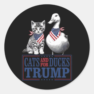 Pegatina Redonda Gatitos para Trump 2024 Gatos y patos para Trump V