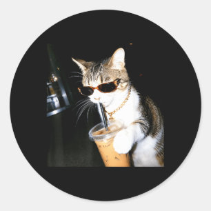 Pegatina Redonda Gato Divertido Bebiendo Café Helado Humor Meme Gat