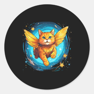 Pegatina Redonda Gato naranja Ginger con alas mariposa en el espaci