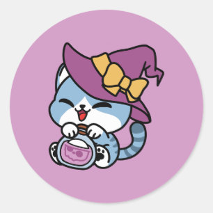 Pegatina Redonda Gato Tabby de Halloween – Sombrero de Bruja y Arte