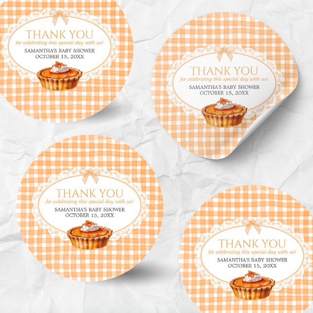 Pegatina Redonda Gingham Little Cutie Pie Baby Shower (Little Cutie Pie Gingham Pumpkin Baby Shower Sticker)