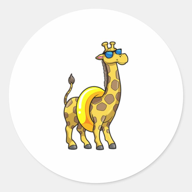 Pegatina Redonda Giraffe en la playa con anillo de natación y gafas (Anverso)