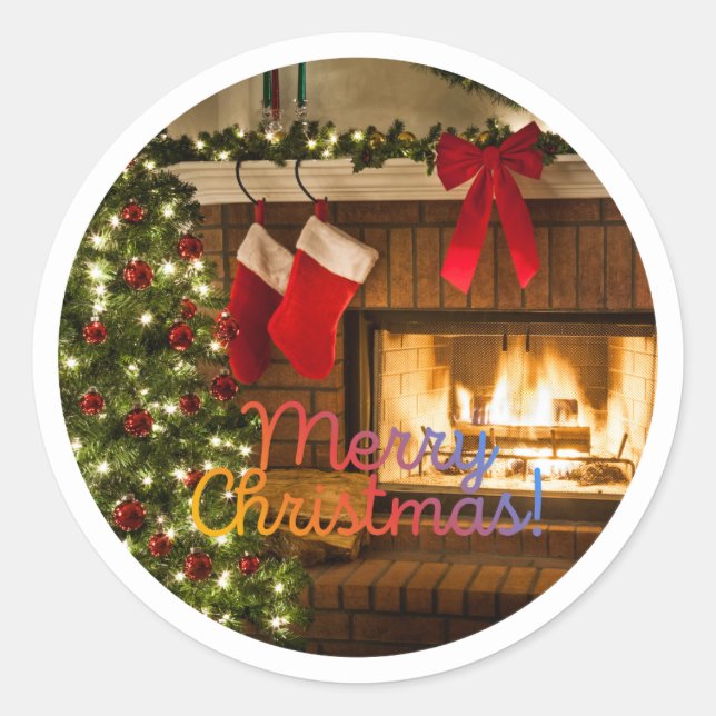 Pegatina Redonda Glowing Christmas Tree and Fireplace Round Sticker (Anverso)