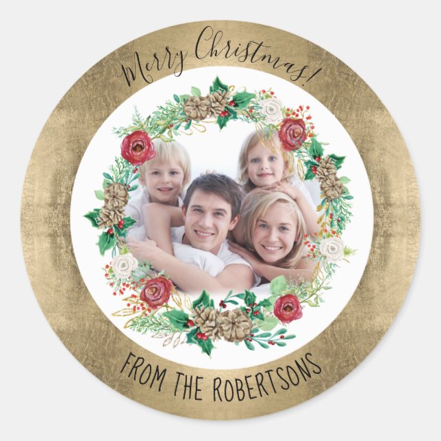 Pegatina Redonda Gold Merry Christmas Floral Wreath Family Photo (Anverso)