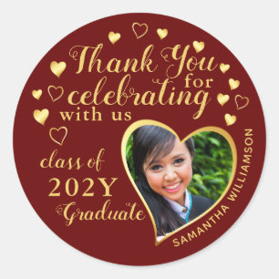 Pegatina Redonda Gracias Maroon Red Gold 2025 Graduation Favor
