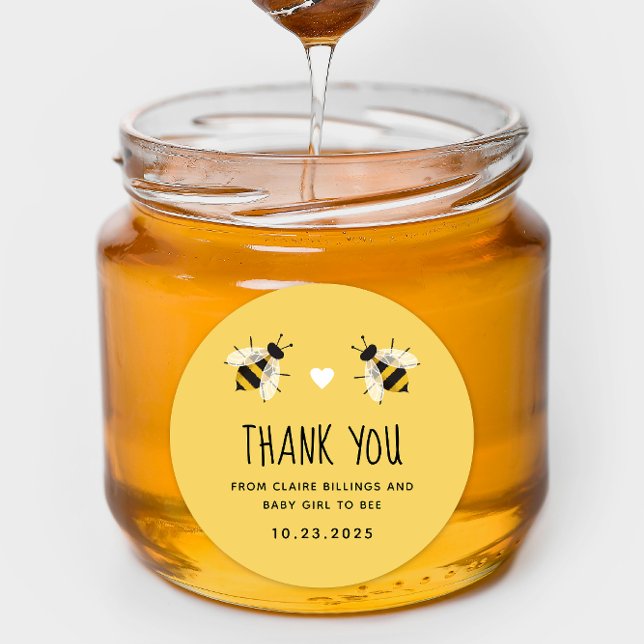 Pegatina Redonda Gracias por el bebé amarillo a la ducha de abejas (yellow round sticker for Baby to Bee baby shower honey themed favor)