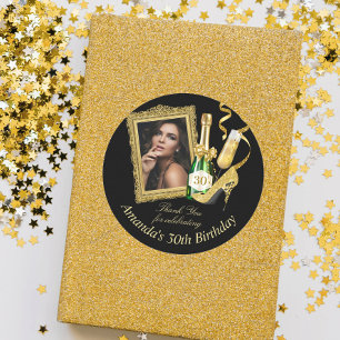 Pegatina Redonda Gracias por el cumpleaños con tacones altos y cham