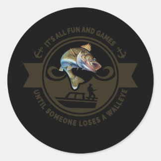 Pegatina Redonda Graciosa Pesca de Walleye con Agua Fresca