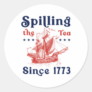 Pegatina Redonda Gracioso 4 De Julio Derramando El Té Desde 1773 Cu