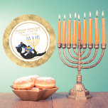 Pegatina Redonda Gracioso gato oro Menorah judío hebreo Hanukkah<br><div class="desc">Gracioso gato Menorah Dreidel Pegatinas hebreos judíos Hanukkah</div>