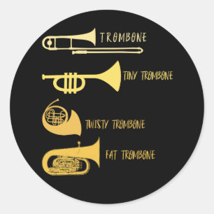 Pegatina Redonda Graciosos tipos de trombonas que marchan en la ban