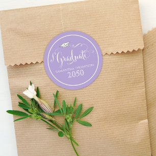 Pegatina Redonda Graduación caligrafía Script elegante púrpura tapó