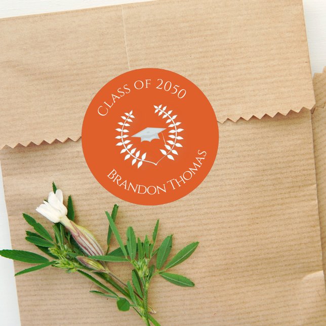Pegatina Redonda Graduación Naranja moderno de Laurel clásico brill (Subido por el creador)