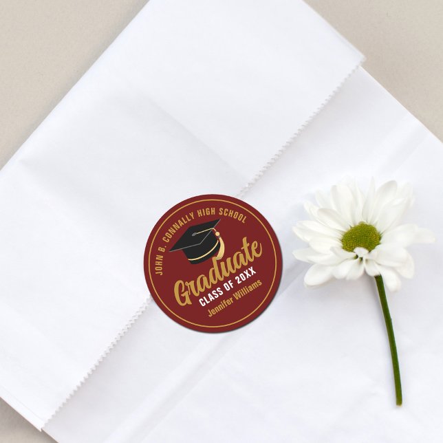 Pegatina Redonda Graduado de Oro Granate Personalizado 2026 Graduac (Subido por el creador)