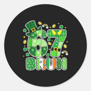 Pegatina Redonda Gráfica del día de San Patricio Bruh 67 con trébol