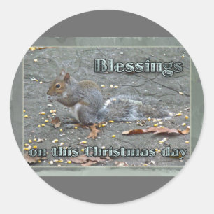 Pegatina Redonda Gray Squirrel Navidades Blessing Series