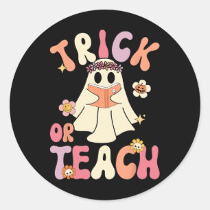 Pegatina Redonda Groovy Halloween Trick o Teach Retro Floral Ghost