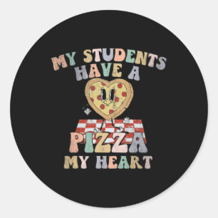 Pegatina Redonda Groovy Mis Estudiantes Tienen Pizza De Mi Profesor