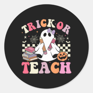 Pegatina Redonda Groovy Teacher Halloween Trick O Teach Retro Cute