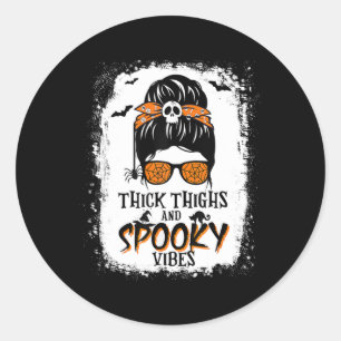 Pegatina Redonda Gruesos Y Espectaculares Vibes Halloween Messy Bun