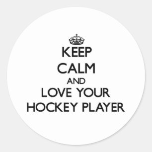 Pegatina Redonda Guarde la calma y ame a su jugador de hockey
