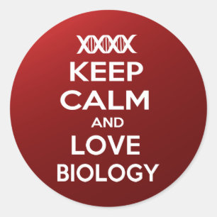Pegatina Redonda Guarde la calma y la biología del amor
