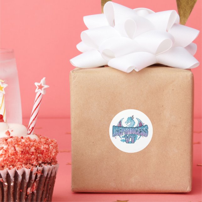 Pegatina Redonda Guardian of the Northern Peaks (Fiesta)